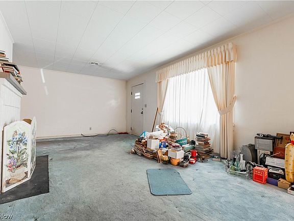 4th image of 1034 Glenwood Dr