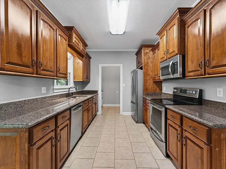 2200 Springlot Rd — Photo 16