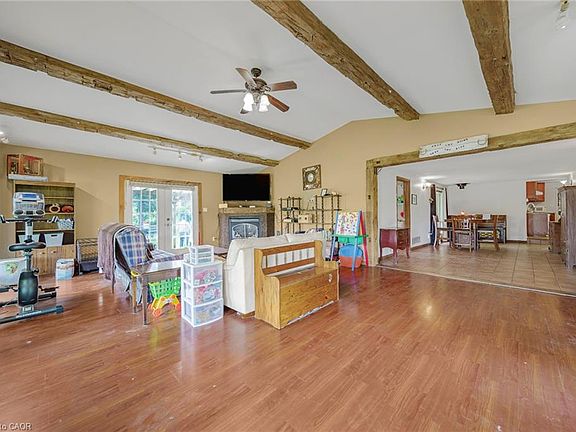 5th image of 1374 5th Concession Rd W
