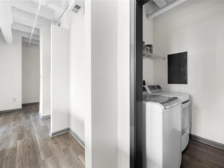 32 Peachtree St NW #508 — Photo 16