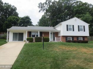 7115 Lory Ln, Lanham, MD 20706