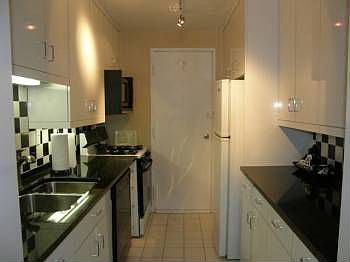 4th image of 10201 Grosvenor Pl APT 205