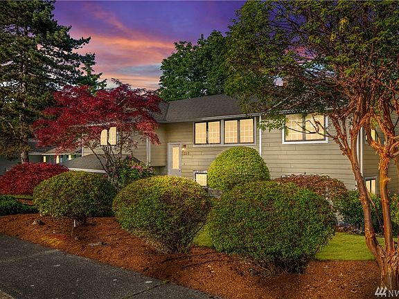 2nd image of 2320 129th Ave SE