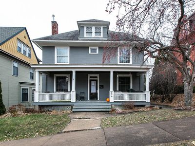 570 W 11th St, Dubuque, IA, 52001