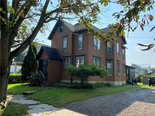 31 Bennett St, Hornell, NY 14843