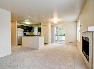 17324 NE 85th Pl #K-222, Redmond, WA 98052