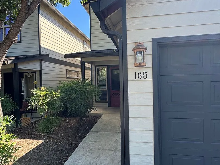 165 Casey Way — Photo 20