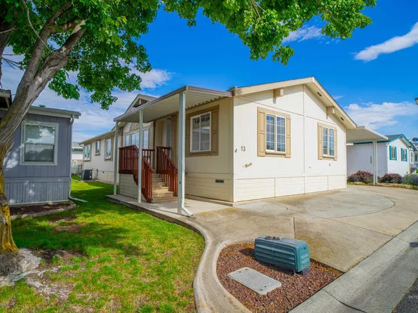 2115 6th Ave Trailer 13, Clarkston, WA 99403