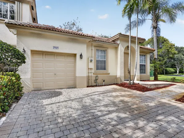 7915 NW 20th St, Pembroke Pines, FL 33024