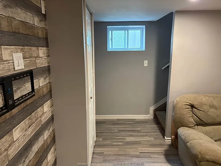 3577 King St #BASEMENT — Photo 8