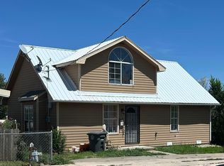 608 Chavez St, Las Vegas, NM 87701