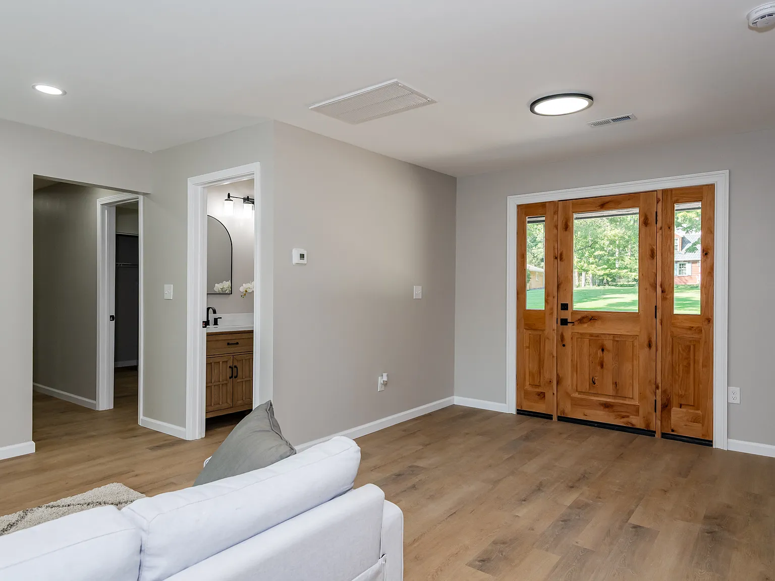 3 bed, 1462 sqft, $2,600 — Photo 4