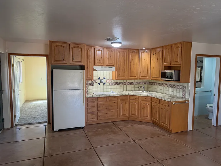 4740 N Paseo De Los Rancheros — Photo 6