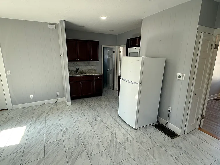 2641-2651 S Main St #1 — Photo 5