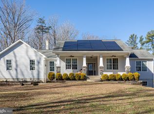 33227 Colonial Ln, Locust Grove, VA 22508