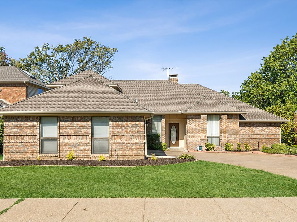 1st image of 409 Glen Canyon Dr