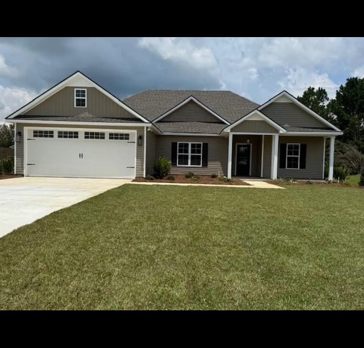 4 bed, 1751 sqft, $2,300 — Photo 1