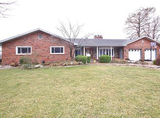 31 Oaklawn Dr, Granite City, IL 62040