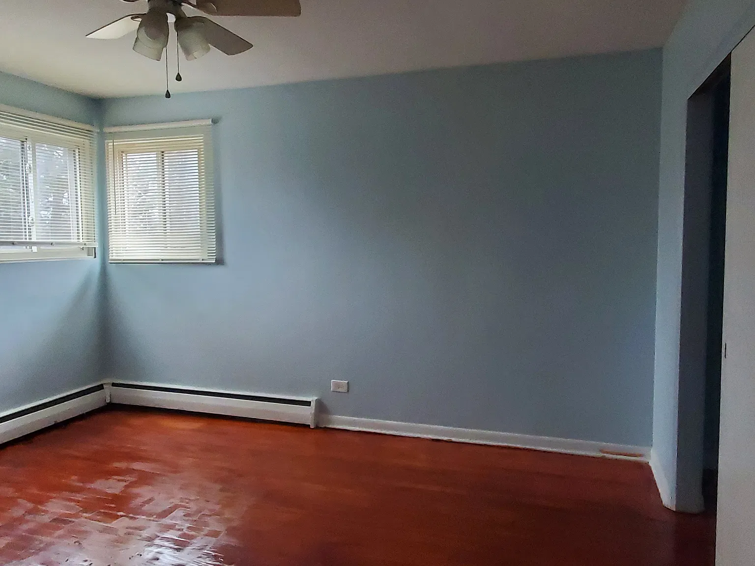 9121 Lawler Ave — Photo 2