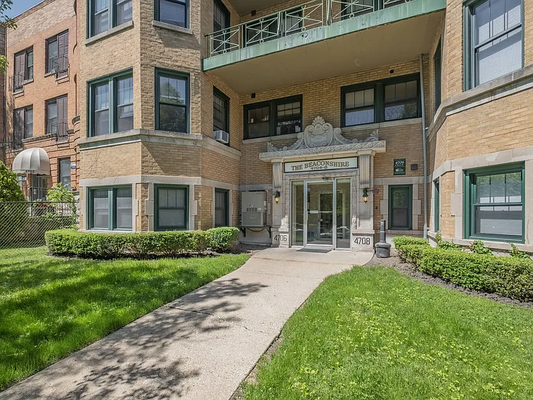 4706 N Beacon — Photo 42