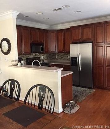 3rd image of 4606 Town Creek Dr