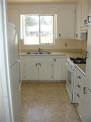 3rd image of 2781 Greenwood Dr