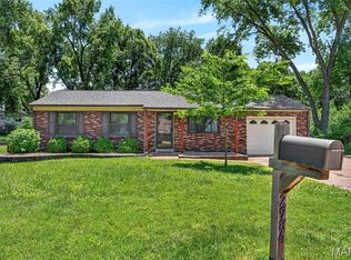 2984 Joyce Ct, Maryland Heights, MO 63043