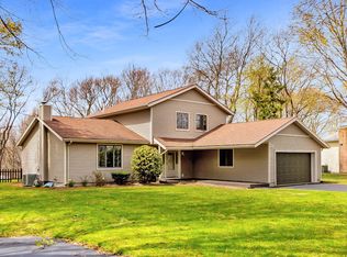 42 Circle Rd, Lexington, MA 02420