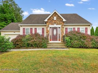 304 Freedom Ln, East Stroudsburg, PA 18301