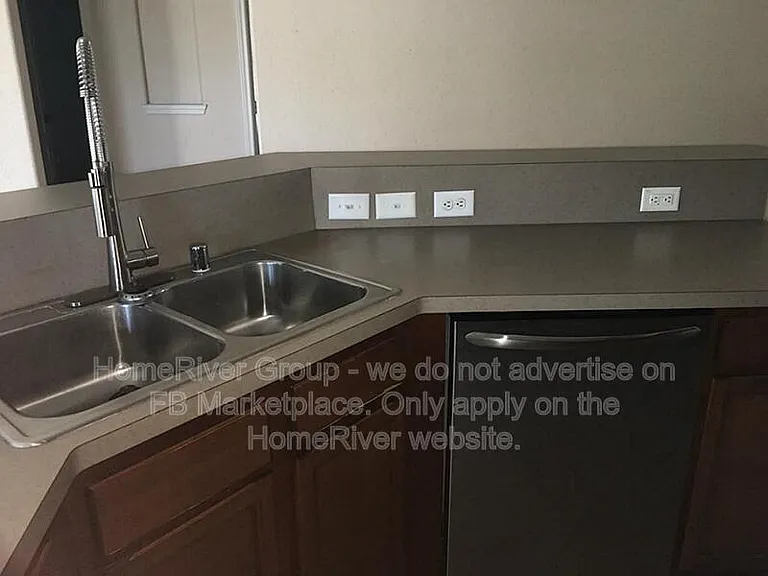 15214 Harlin — Photo 4