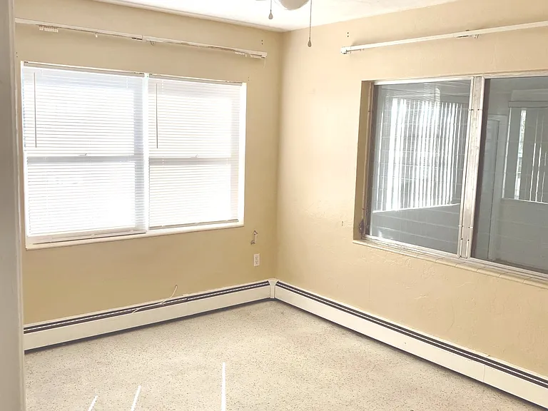 6326 Safford Ter — Photo 29