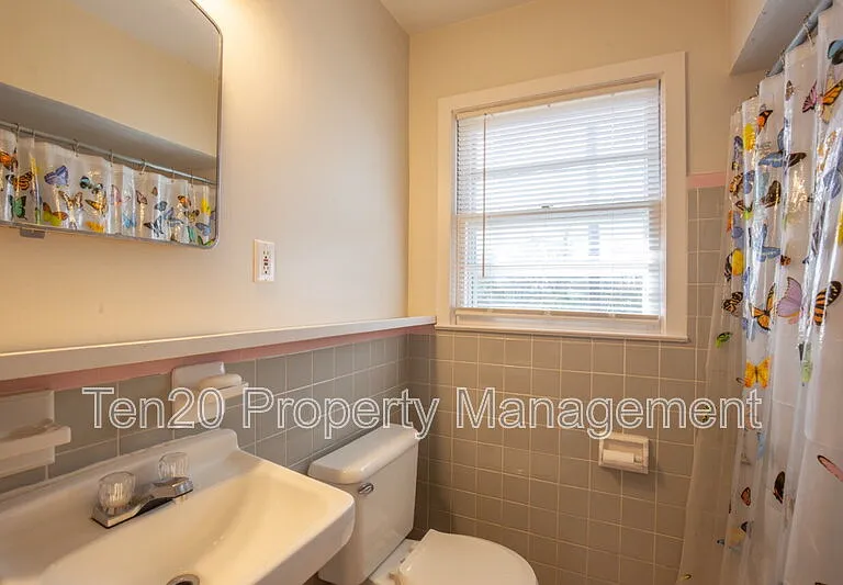 4264 Yates Dr — Photo 17
