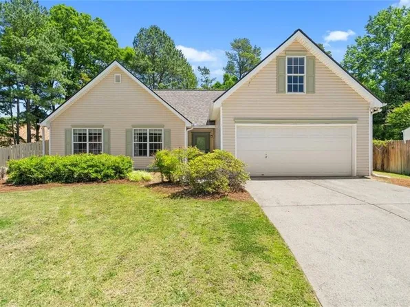 5355 Connor Miles Dr, Sugar Hill, GA 30518