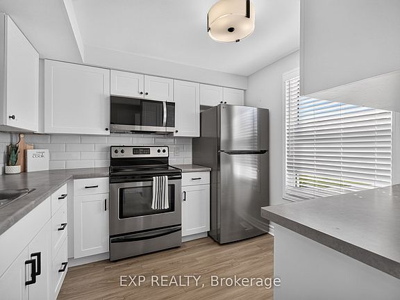 5th image of 242 Lakeport Rd #20