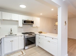 173 Highland St APT 103, Taunton, MA 02780