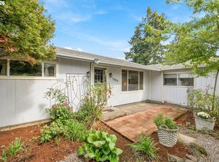 1753 Elkay Dr, Eugene, OR 97404