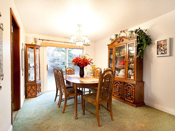 Main Dining
