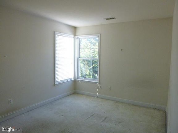 5th image of 1203 Penshurst Ct