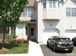 44 E Burgess Dr, Piscataway, NJ 08854