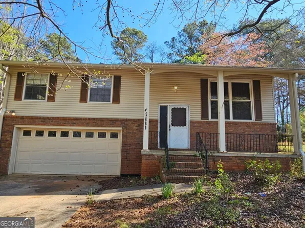 2560 Kennesaw Dr NW, Kennesaw, GA 30152
