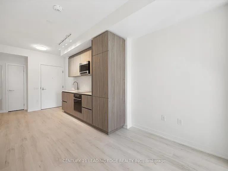 110 Broadway Ave #2113S — Photo 2