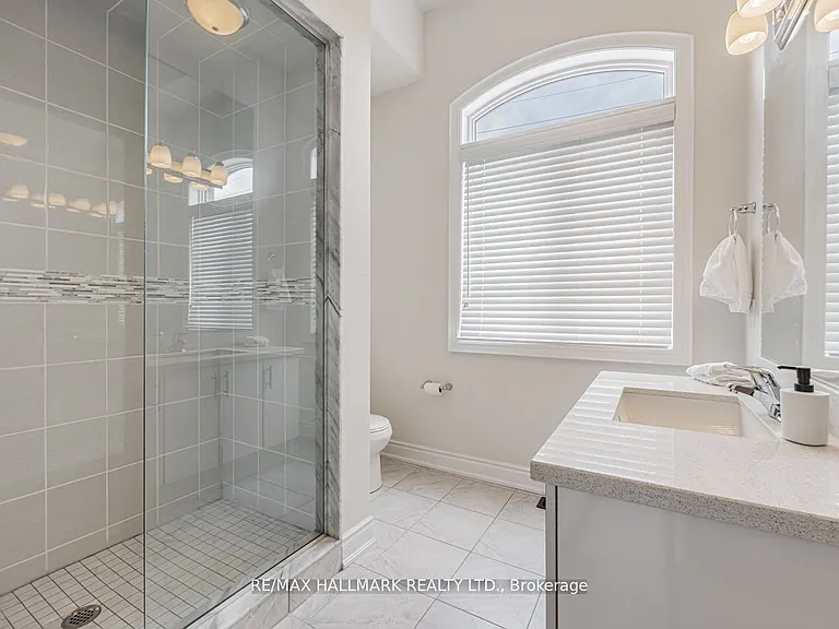 7 Calamint Ln — Photo 11