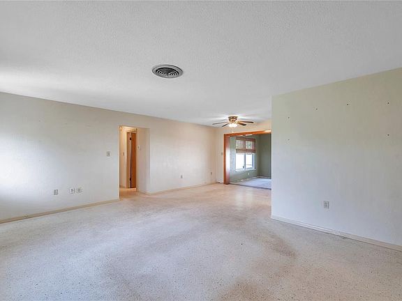 3rd image of 4143 53rd Ave S