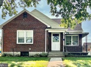 89 Elwyn Ave, Sinking Spring, PA 19608