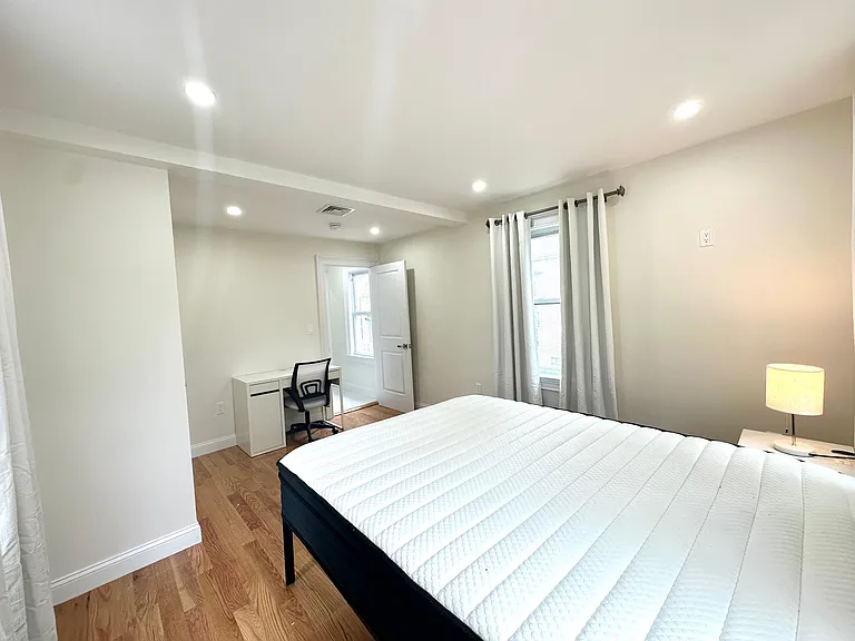 11 Burrell St #2 — Photo 7