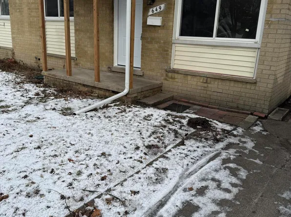 649 Calder Ave, Ypsilanti, MI 48198