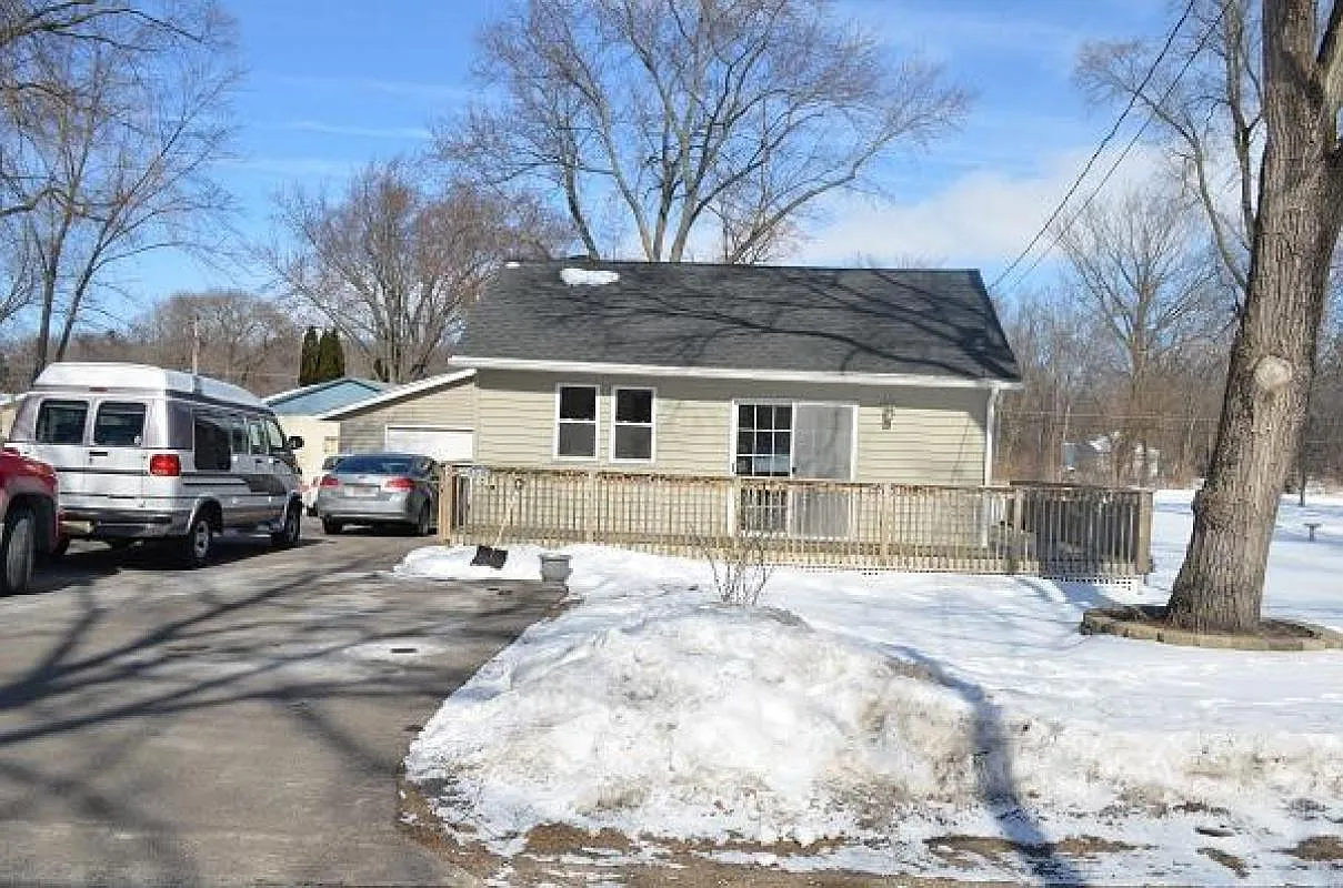 W864 Hyacinth Rd photo 1