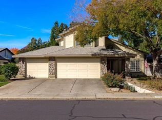 9435 Crowell Dr, Elk Grove, CA 95624