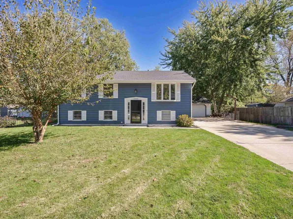 2304 Renoir Ct, Kokomo, IN 46902