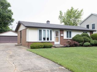 12948 W Playfield Dr, Crestwood, IL 60445